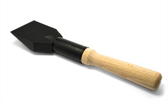 plastic glazing shovel with wooden handle